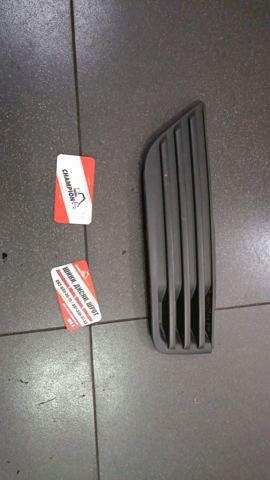 Заглушка/ решітка протитуманних фар бампера переднього, ліва