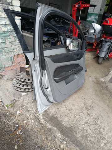 Двигун склопідіймача двері передньої, лівої