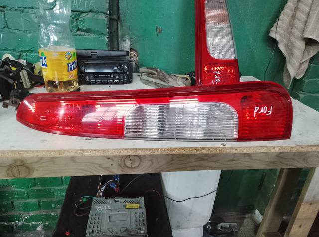 Ліхтар задній лівий