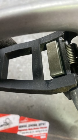 Тримач зовнішньої ручки дверей, задніх правих — фото 2