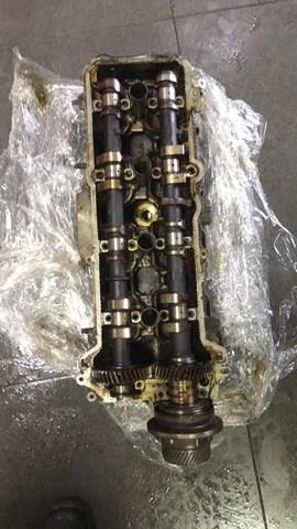 Распредвал двигателя впускной правый