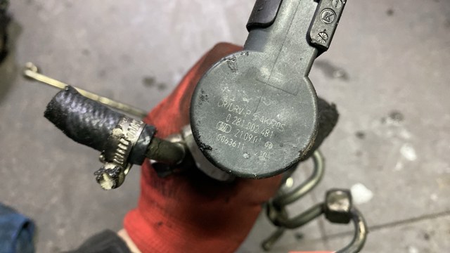 Регулятор тиску палива — фото 1