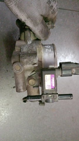 Клапан вакуумный