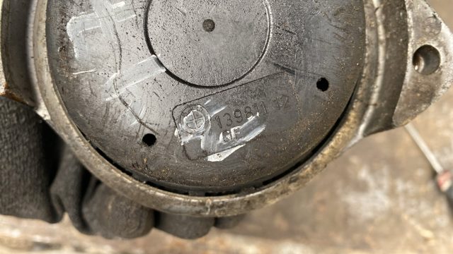 Подушка двигателя — фото 2