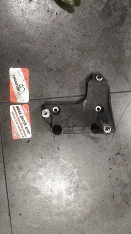 Кронштейн компрессора