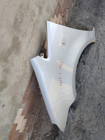 Крило переднє ліве