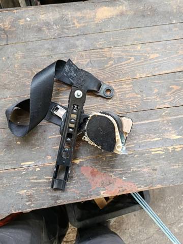 Пасок безпеки передній правий