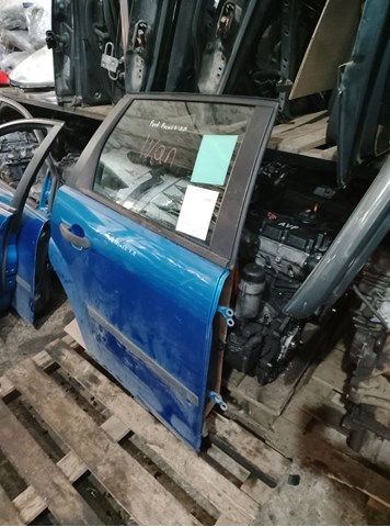 Дверь задняя правая