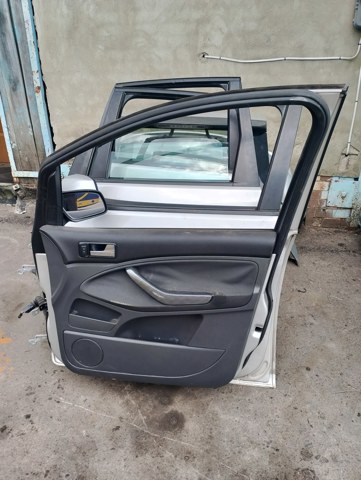 Дзеркало заднього виду, праве