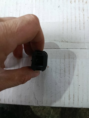 Кнопка ввімкнення аварійного сигналу