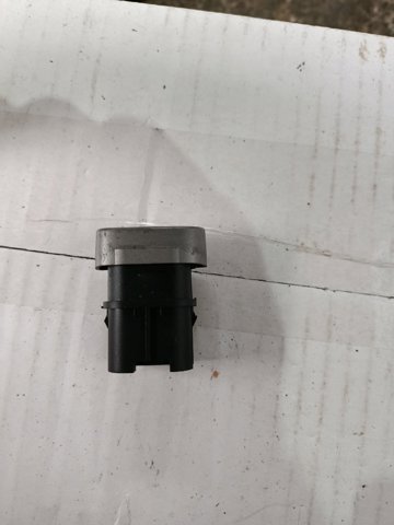 Кнопка ввімкнення аварійного сигналу