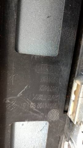 Бампер задній