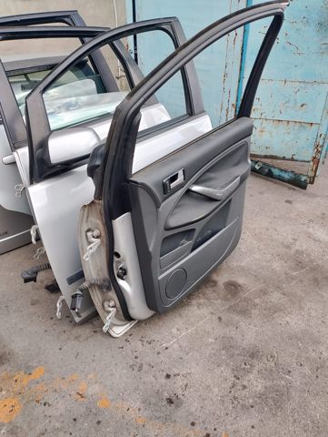 Дзеркало заднього виду, праве