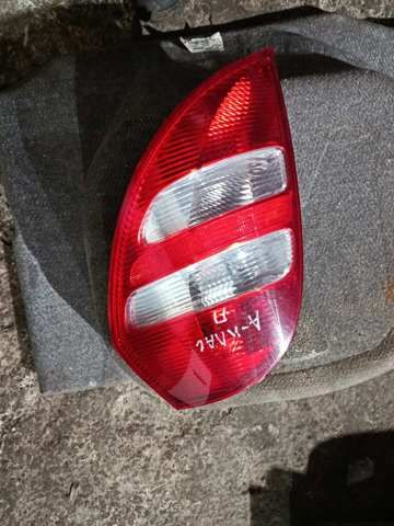Фонарь задний правый — фото 6