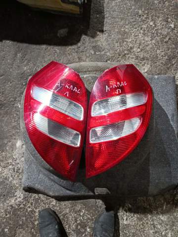 Фонарь задний правый — фото 1