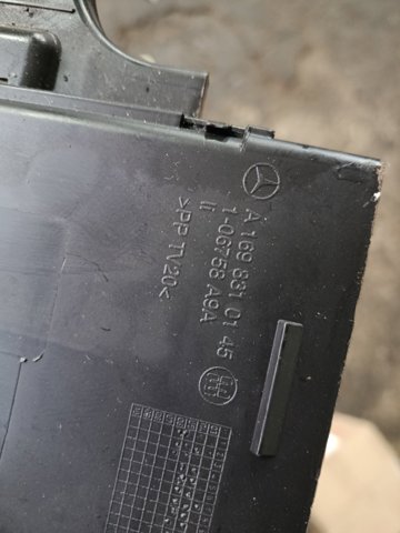 Пластик під торпедо — фото 2