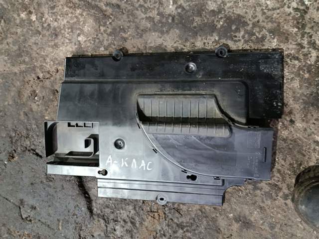 Пластик під торпедо — фото 1