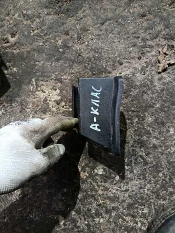 Заглушка сидіння — фото 1