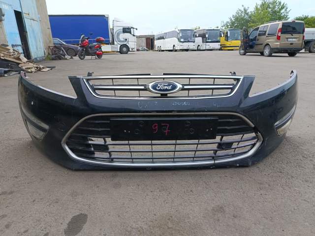 Передний бампер 1704629 FORD