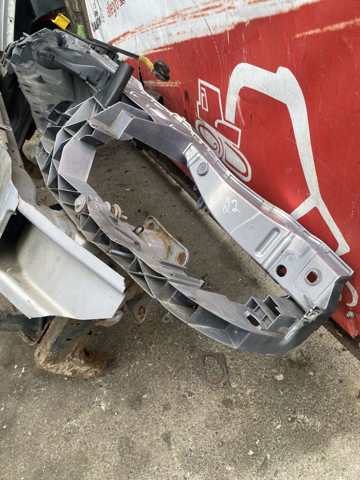 FORD 1710104 Рамка радиатора в наличии Ирпень