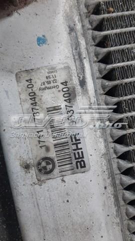 Радиатор охлаждения двигателя