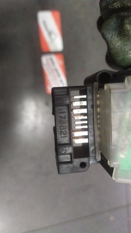 Переключатель подрулевой правый