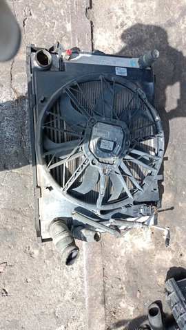 Дифузор радіатора охолодження, в зборі з двигуном і крильчаткою