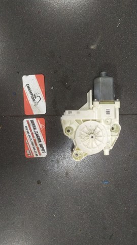 Двигун склопідіймача двері передньої, лівої