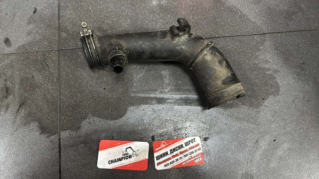 Патрубок интеркулера