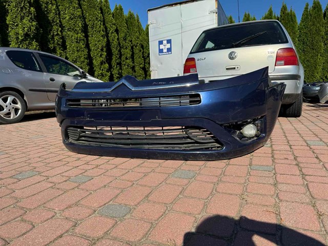 тримач бампера