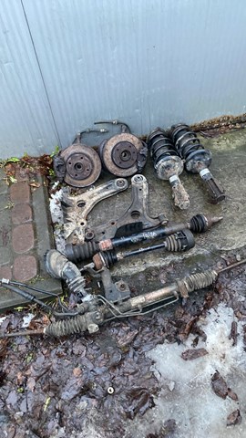 Рычаг передней подвески нижний левый/правый