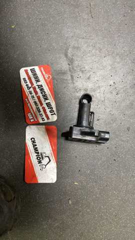 Датчик потоку (витрати) повітря, витратомір MAF - (Mass Airflow)