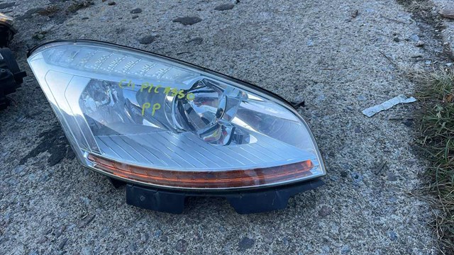1EF009237021 HELLA Правая фара купить в Сумы
