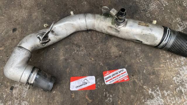 Патрубок — фото 3