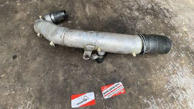 Патрубок — фото 1