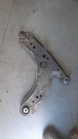 Рычаг передней подвески нижний левый/правый