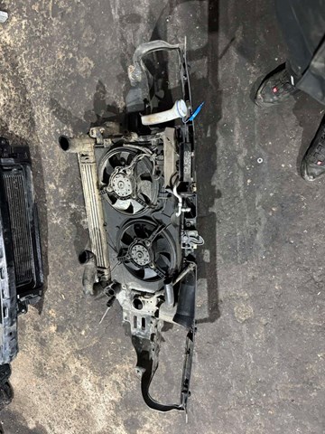 1J0805588C Рамка радиатора купить Ирпень