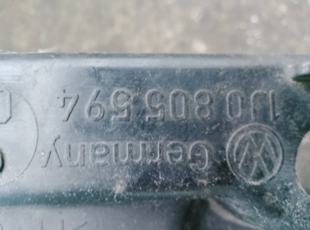 VAG 1J0805594 Рамка радиатора в наличии Ирпень