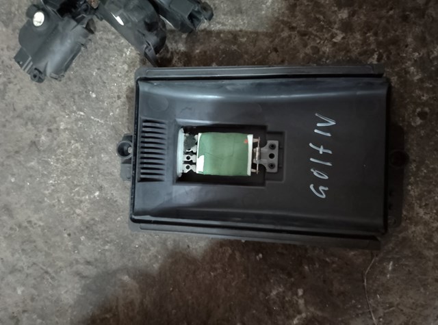 VAG 1J0819022 Резистор печки в наличии Харьков