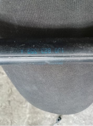 Амортизатор капоту