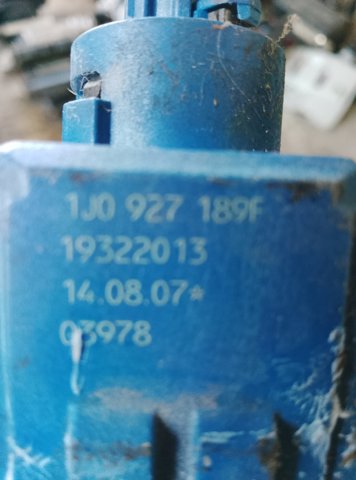 VAG 1J0927189E Датчик включения сцепления  в наличии Павлоград