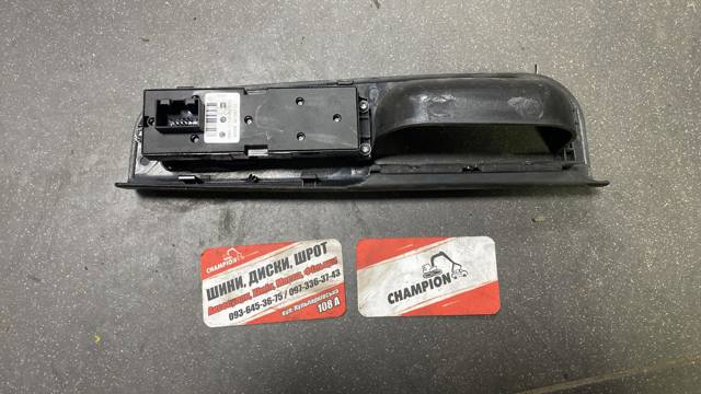 Кнопковий блок керування склопідіймачами передній лівий — фото 4