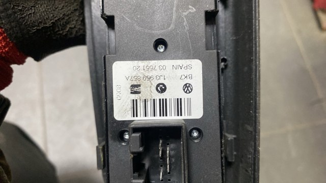 Кнопковий блок керування склопідіймачами передній лівий — фото 2