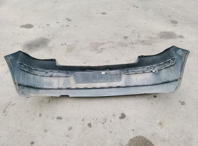 Бампер задній