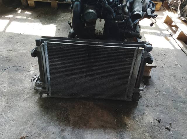 Радіатор охолодження двигуна