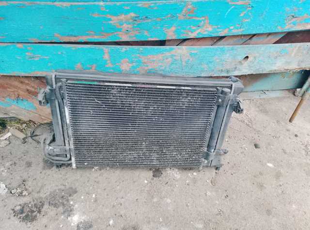 VAG 1K0121251DL Радиатор в наличии Киев
