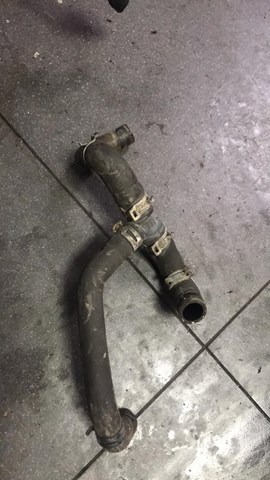 патрубок системи охолодження