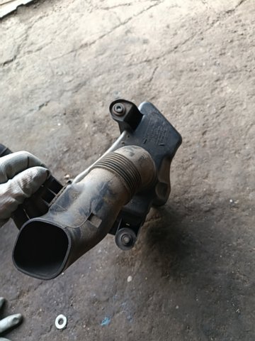 Резонатор повітряного фільтра — фото 3