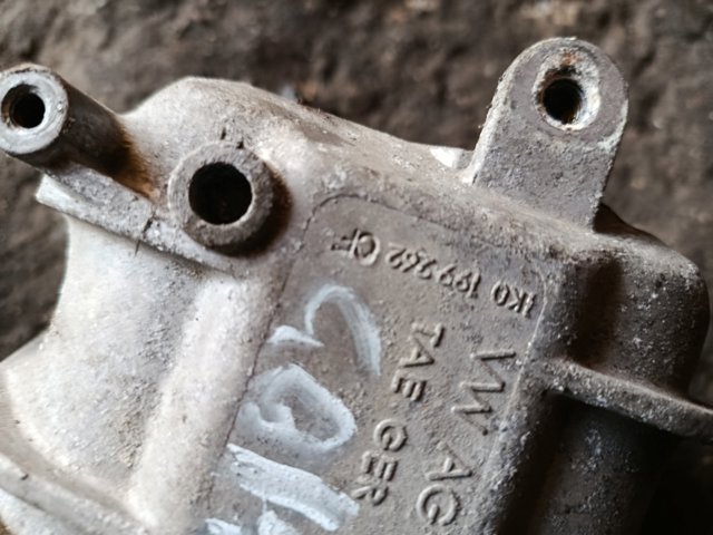 Подушка двигуна — фото 2