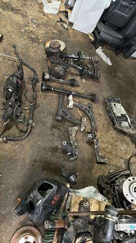 VAG 1K0407271LB Левая полуось в наличии Запорожье